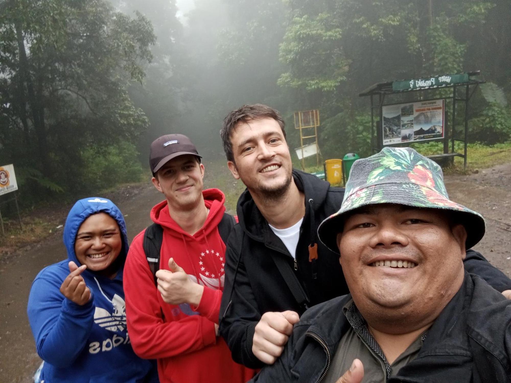 Vulkaan Homestay Berastagi Extérieur photo