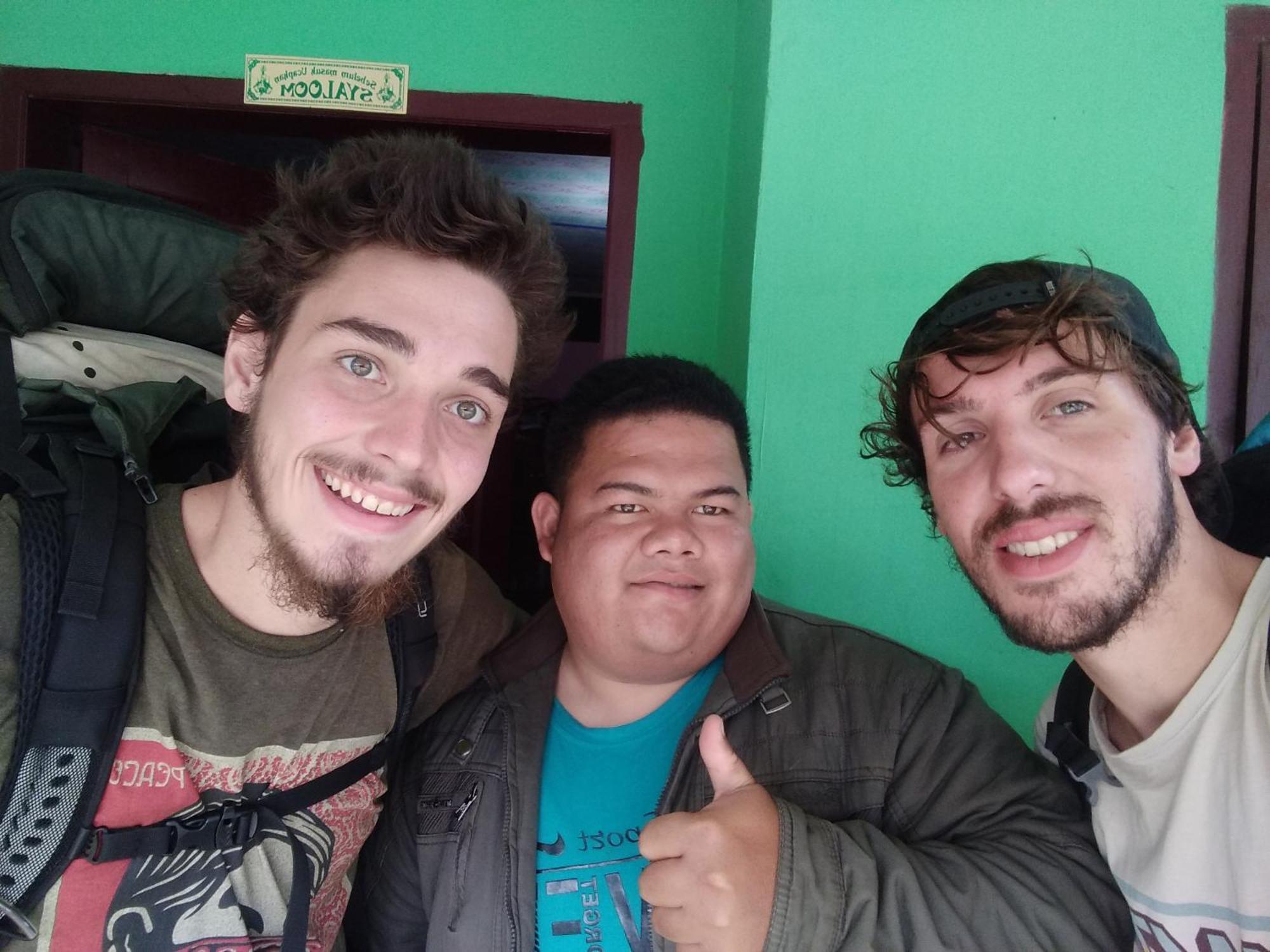 Vulkaan Homestay Berastagi Extérieur photo